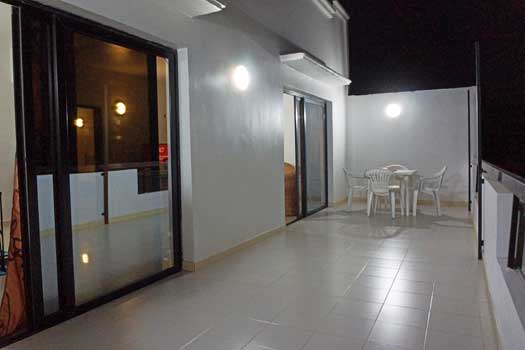 Terrasse appartement hotel chez Sophie