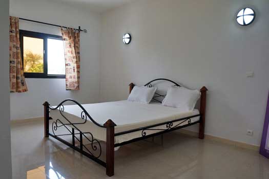 location chambre d'hôtes cap skirring cap randoulène chambre à louer dans secteur calme et proche de l'océan Atlantique dans maison d'hôtes sud du Sénégal
