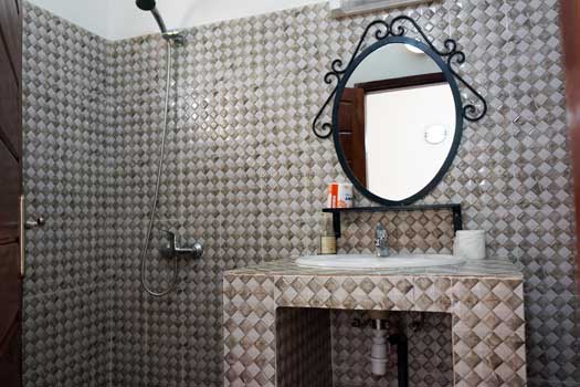 salle de bain hôtel Chez Sophie Cap Skirring Maison d'hôtes cap randoulène