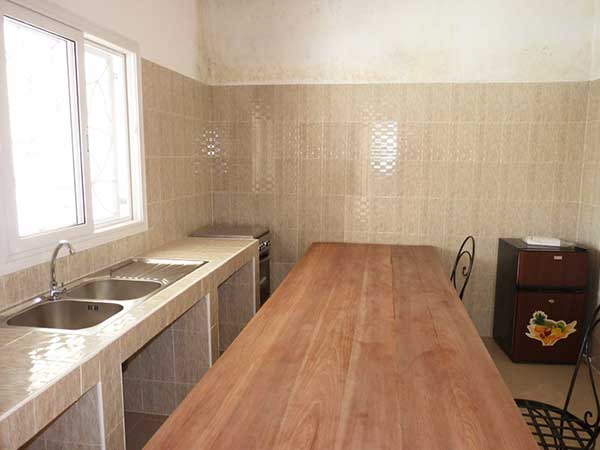 Appartement et studios à louer dans secteur Cap Randoulène, proche du village de Cap Skirring, des commerces et de la plage.