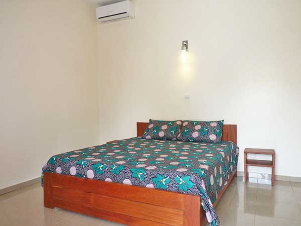 Appartement et studios à louer dans secteur Cap Randoulène, proche du village de Cap Skirring, des commerces et de la plage.