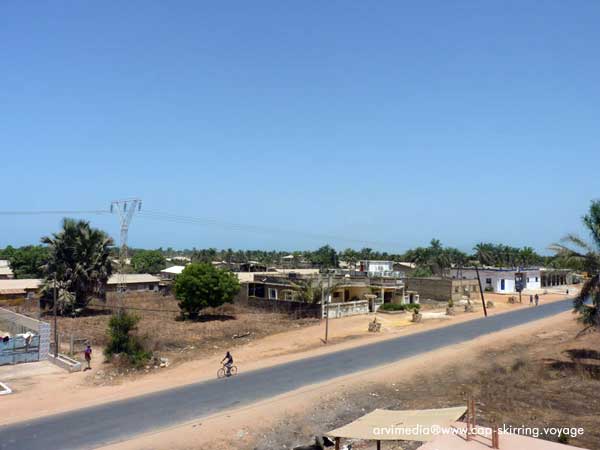 location appartement et studio à louer proche de cap skirring et de la plage hébergement tout confort entièrement équipés arvimedia