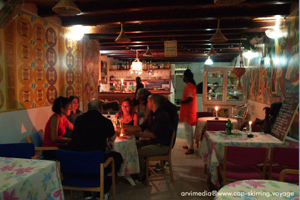 ouvert toute la nuit