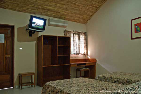 Hôtel avec suite familiale cap skirring l'hôtel balafon est un des meilleurs hôtel de cap skirring il vous propose des suites familiale à un prix pas cher et très raisonnable